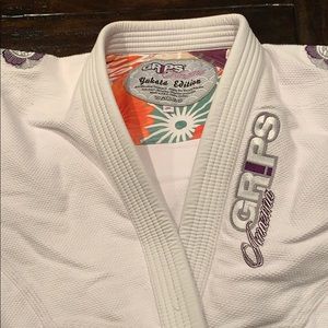 Grips Amazona Women’s Gi
